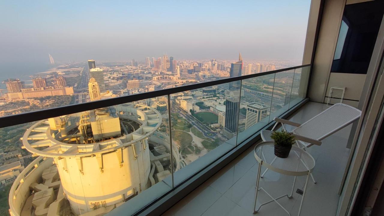 Exquisite, Luxe 1Bd Apartment, Unparalleled Sea Views, Prime Dubai Marina Location & Full Kitchen By "La Buena Vida Holiday Homes Bagian luar foto