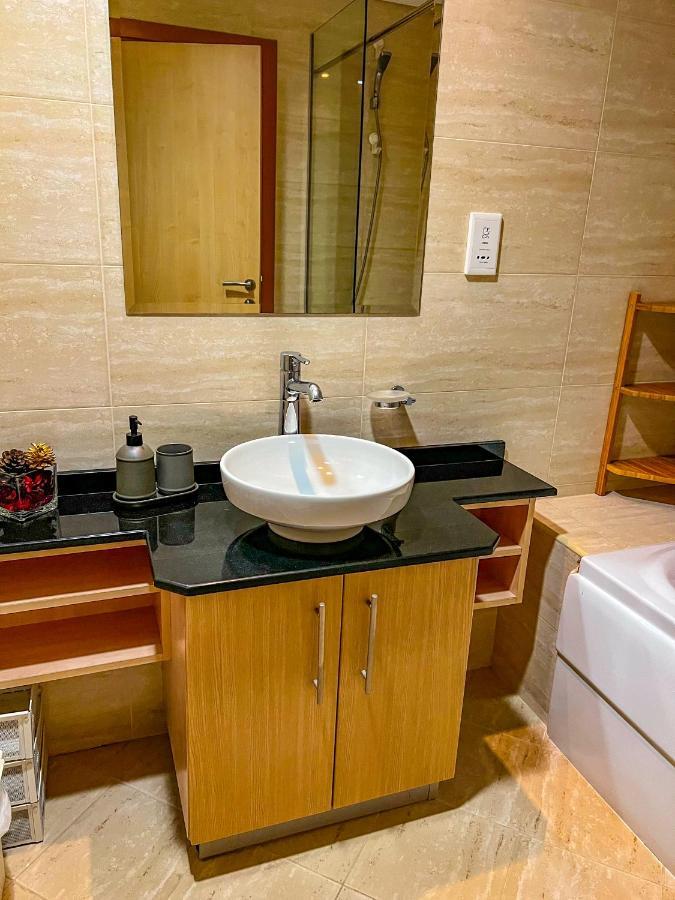 Exquisite, Luxe 1Bd Apartment, Unparalleled Sea Views, Prime Dubai Marina Location & Full Kitchen By "La Buena Vida Holiday Homes Bagian luar foto