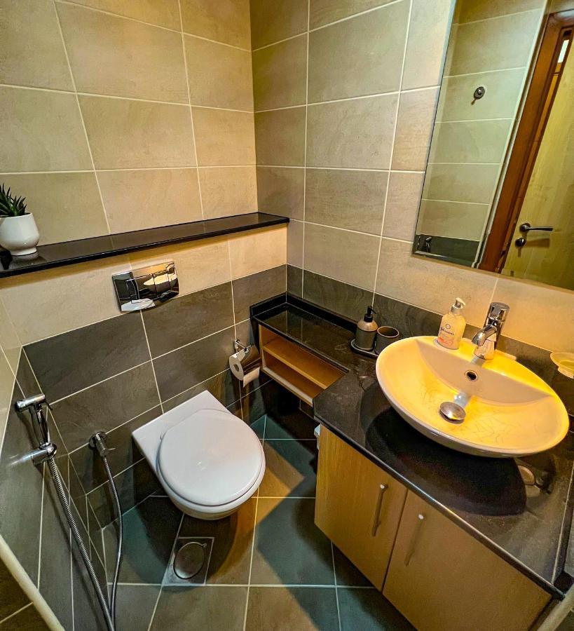 Exquisite, Luxe 1Bd Apartment, Unparalleled Sea Views, Prime Dubai Marina Location & Full Kitchen By "La Buena Vida Holiday Homes Bagian luar foto