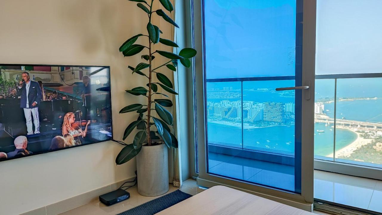 Exquisite, Luxe 1Bd Apartment, Unparalleled Sea Views, Prime Dubai Marina Location & Full Kitchen By "La Buena Vida Holiday Homes Bagian luar foto