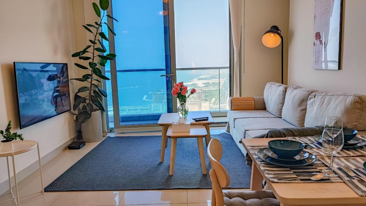 Exquisite, Luxe 1Bd Apartment, Unparalleled Sea Views, Prime Dubai Marina Location & Full Kitchen By "La Buena Vida Holiday Homes Bagian luar foto