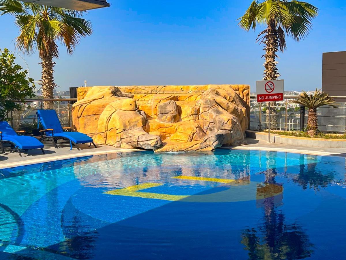 Exquisite, Luxe 1Bd Apartment, Unparalleled Sea Views, Prime Dubai Marina Location & Full Kitchen By "La Buena Vida Holiday Homes Bagian luar foto